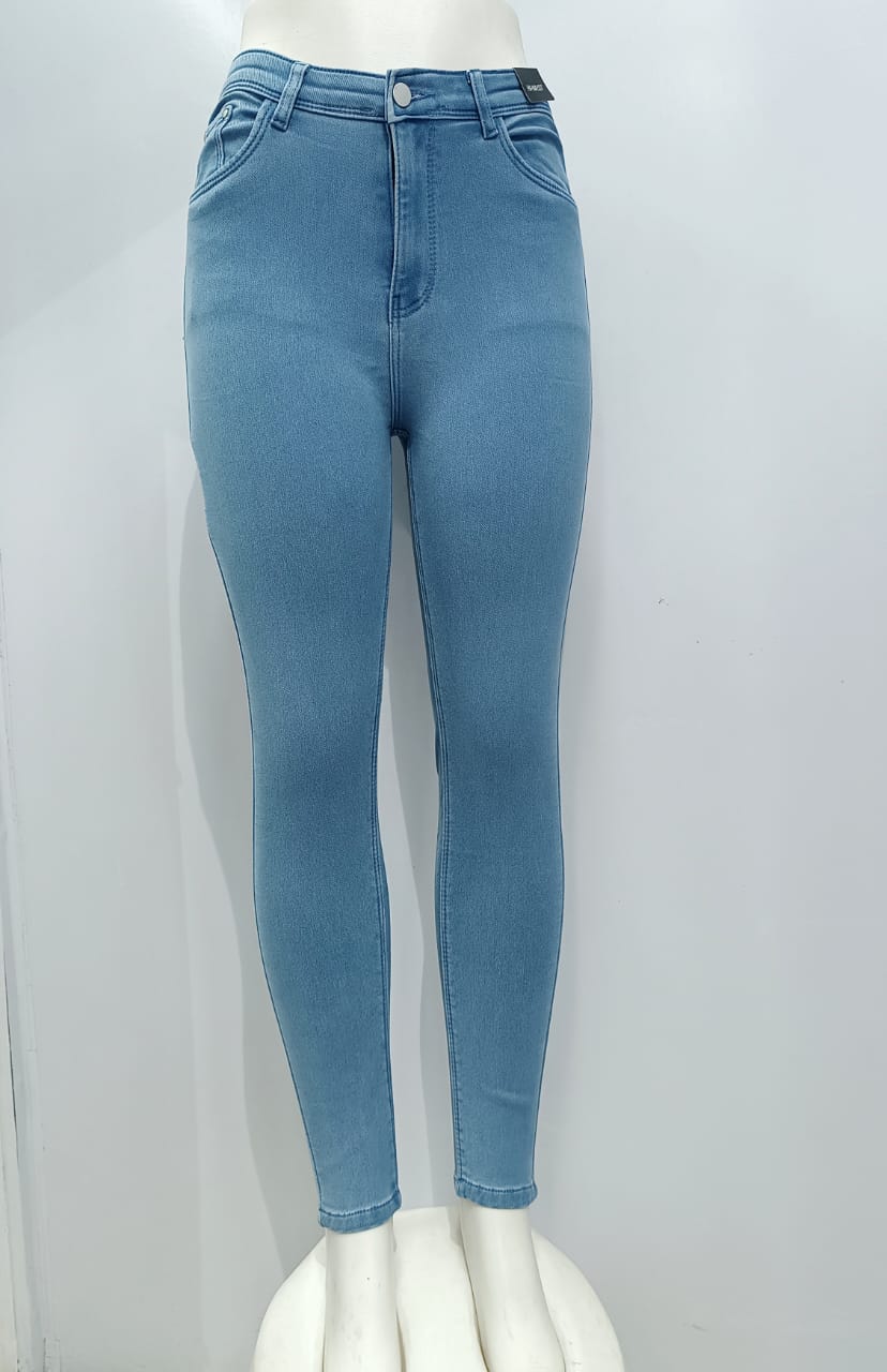 Skinny jeans